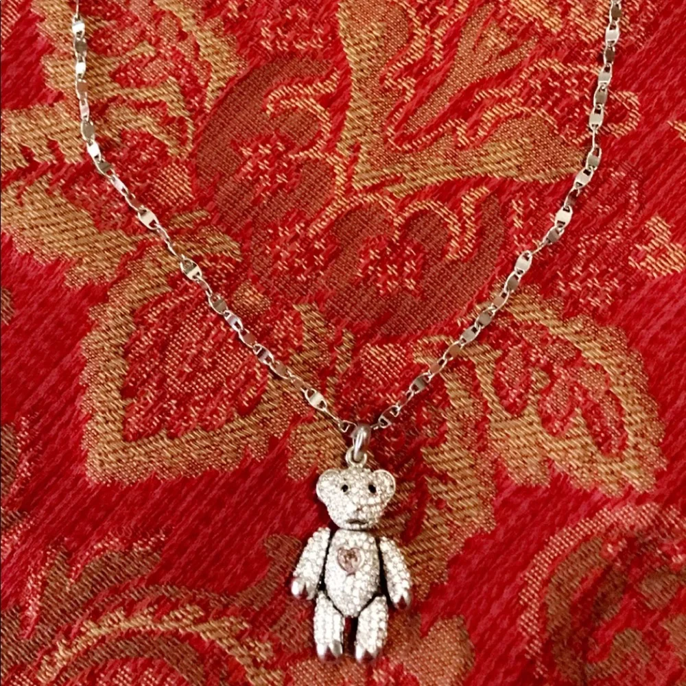 Teddy Bear necklace (moveable)